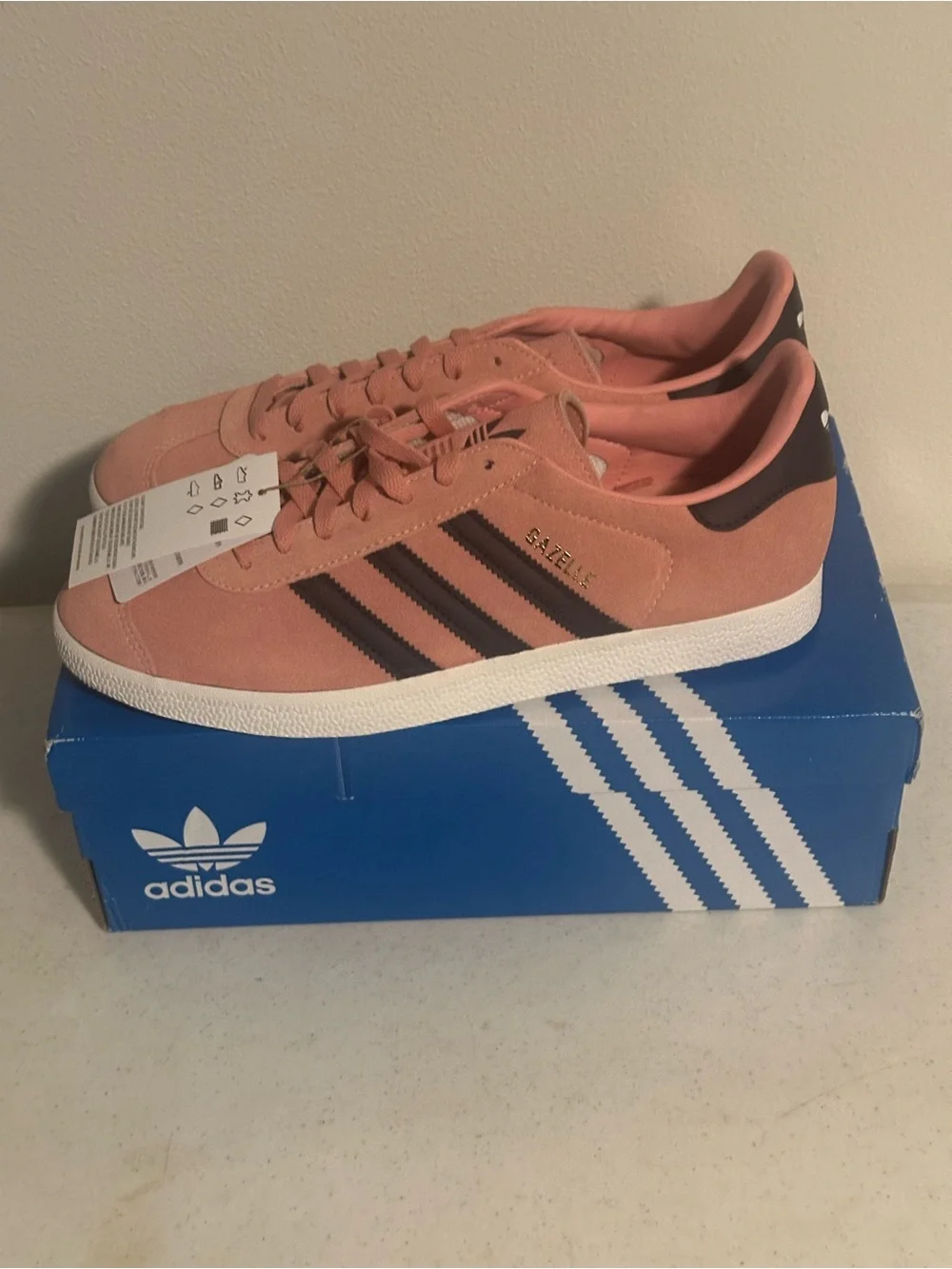 Adidas Gazelle JH5388 Glow Pink Aurora Black Men’s 9.5 Suede Sneakers NWT